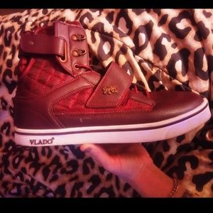 Vlado high tops